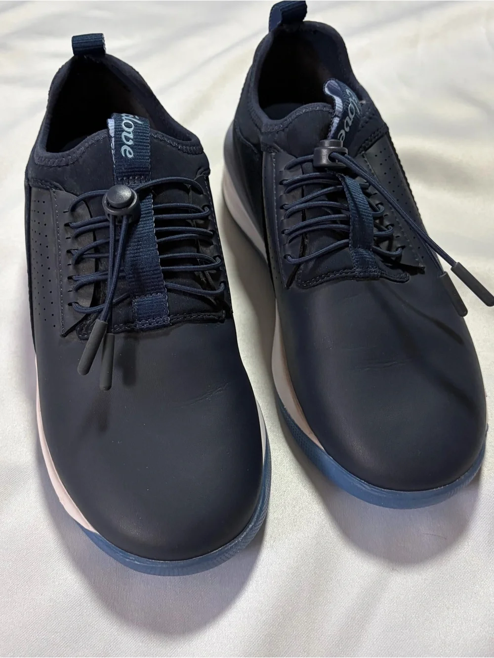 Clove women’s  classic Navy and Light Blue Casual Sneakers nursing shoes